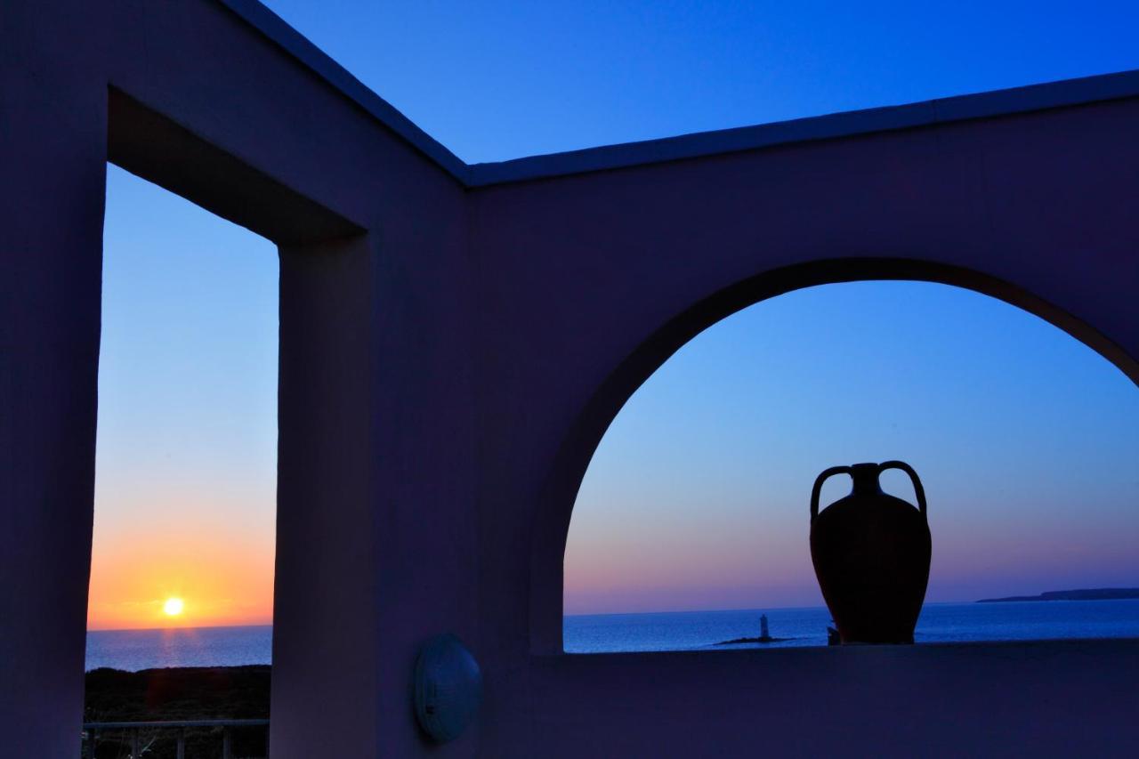 Hotel Luci Del Faro Calasetta Exterior foto